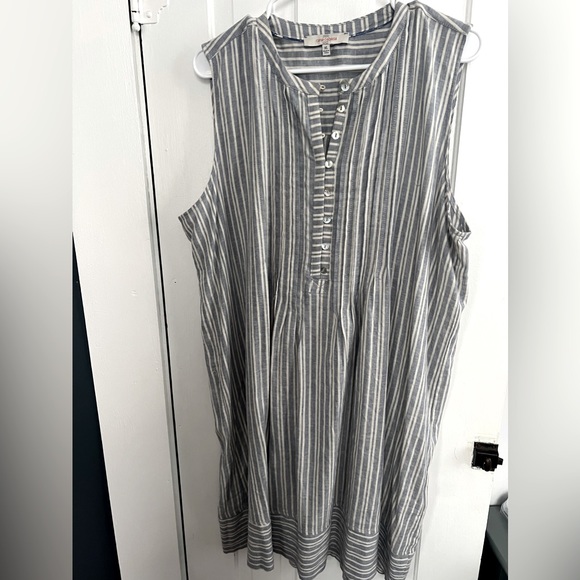 A Linen midi dress - Picture 1 of 5